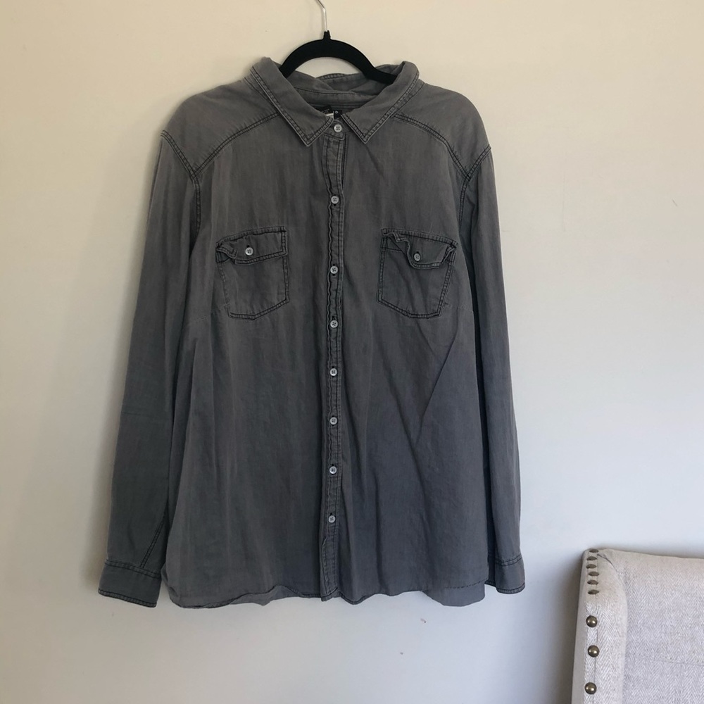 Torrid grey denim button up size 3